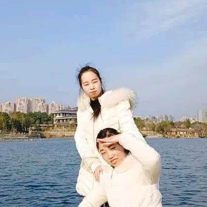 来生愿做一朵莲