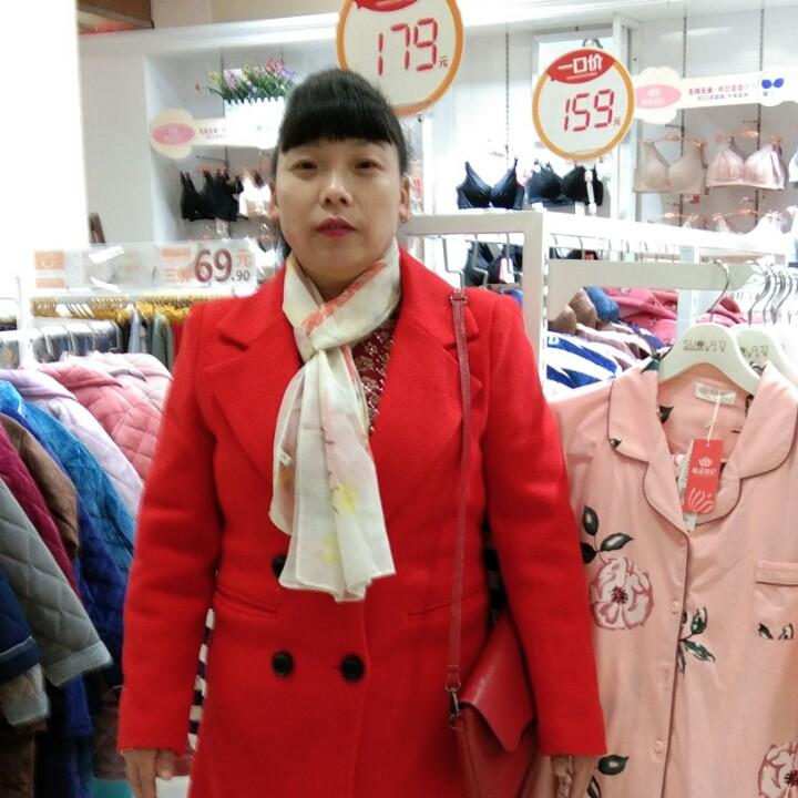 @万州凤儿丫丫网红开播聊天唱歌