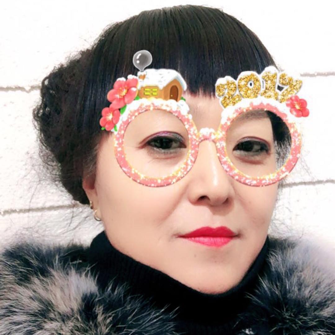 榆次区变变女装搭配👗👠🧣🧢👜