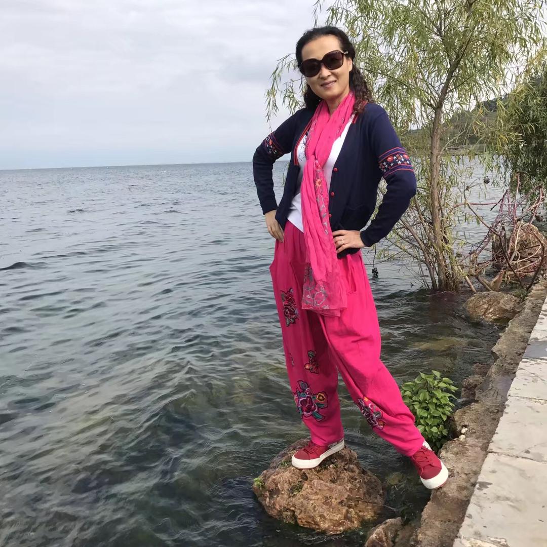 红艳 67年“龙抬头”🐑