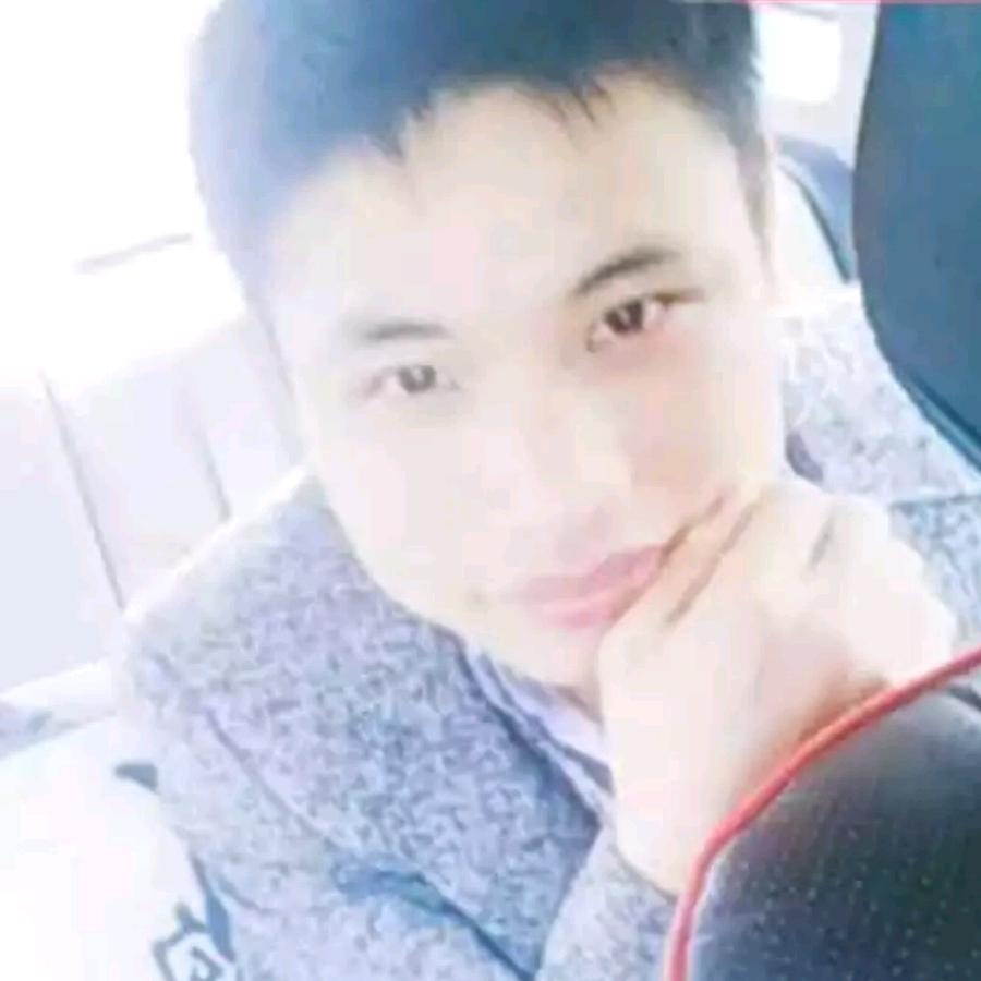 荣少