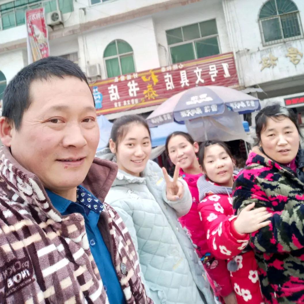 王健阜阳刀切馒头
