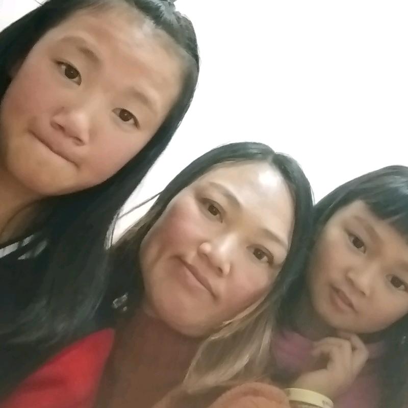 摆地摊的小咪渣💞