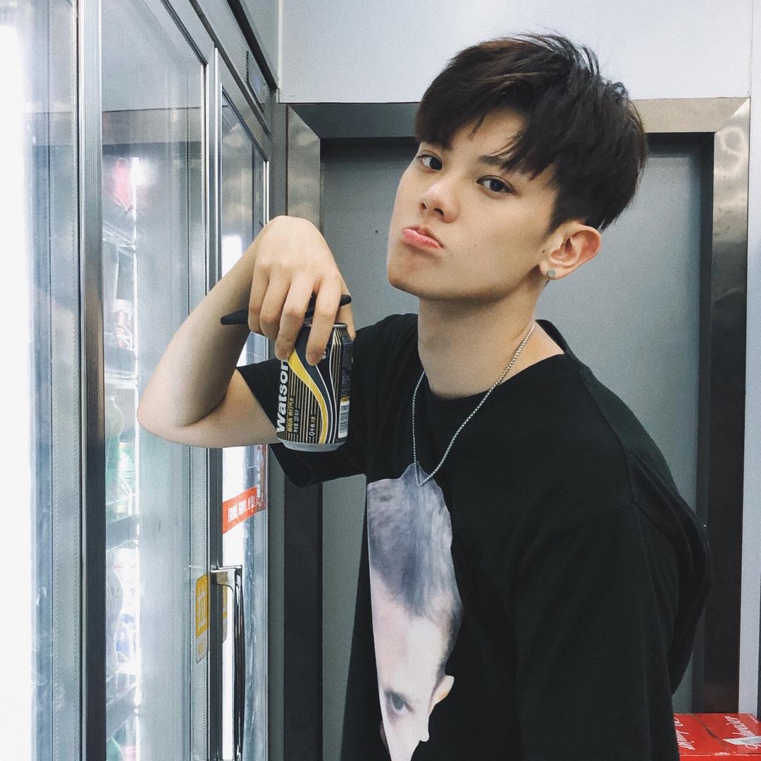 闹腾男孩KC@抖音