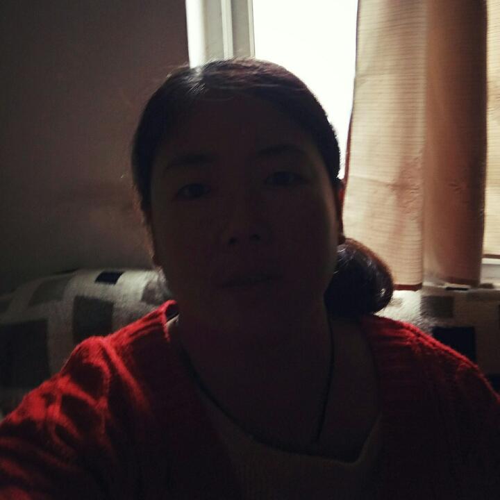 溢春果园（凌麻麻和阿万）