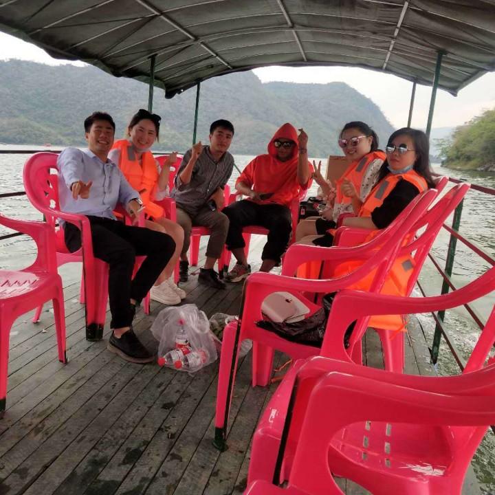 @ 小张 ~(阿荣)