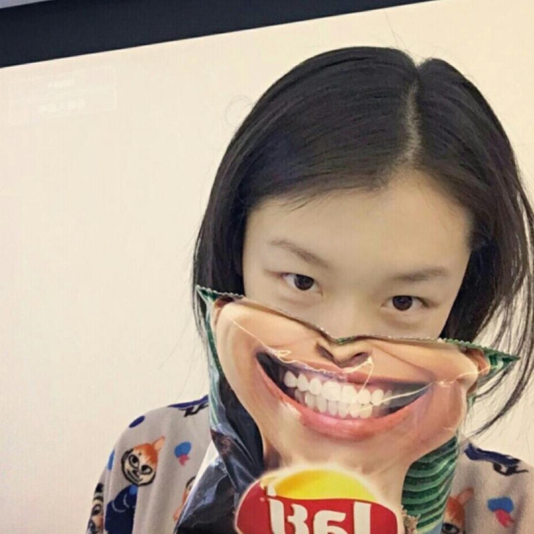 草莓是只猫🍓