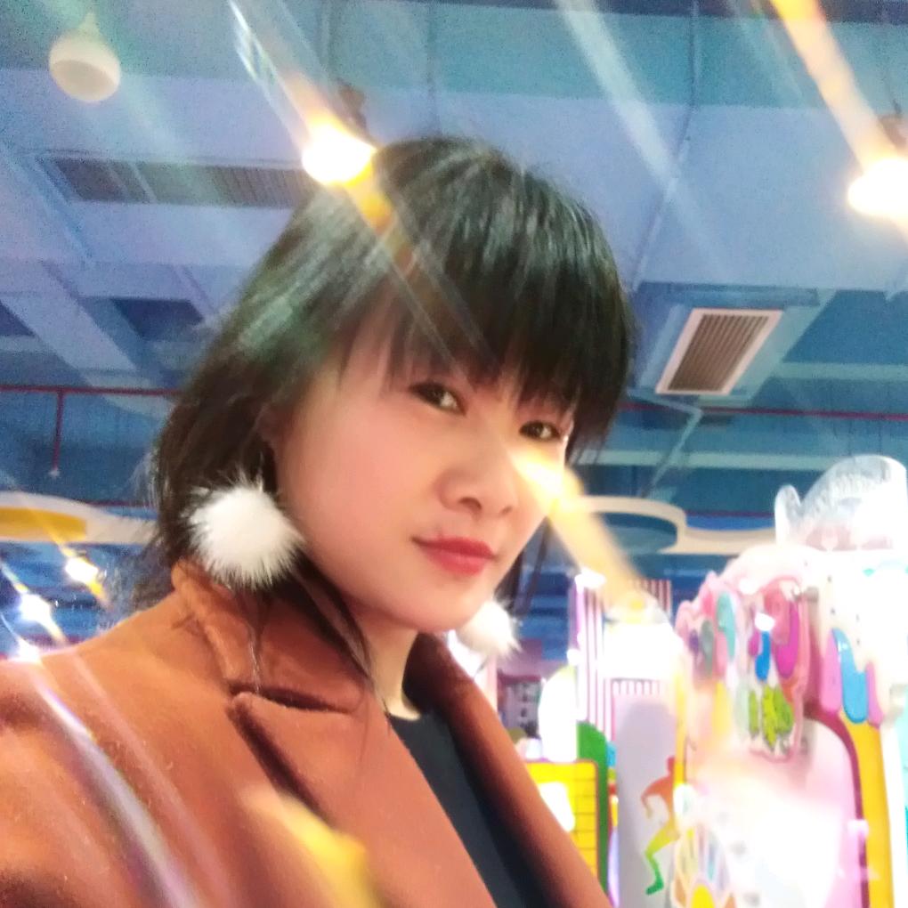 爱善彩霞