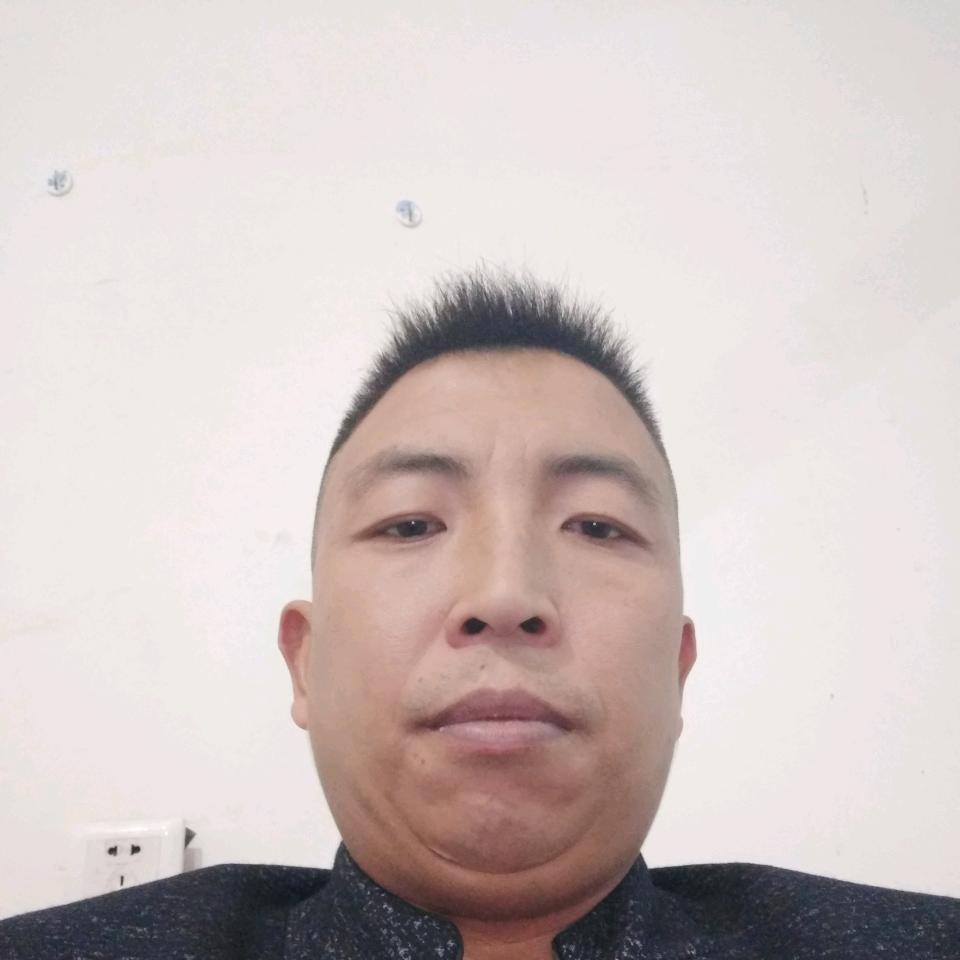 张洪均