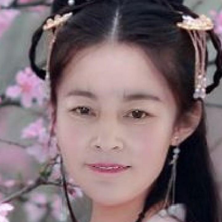玉是芳草