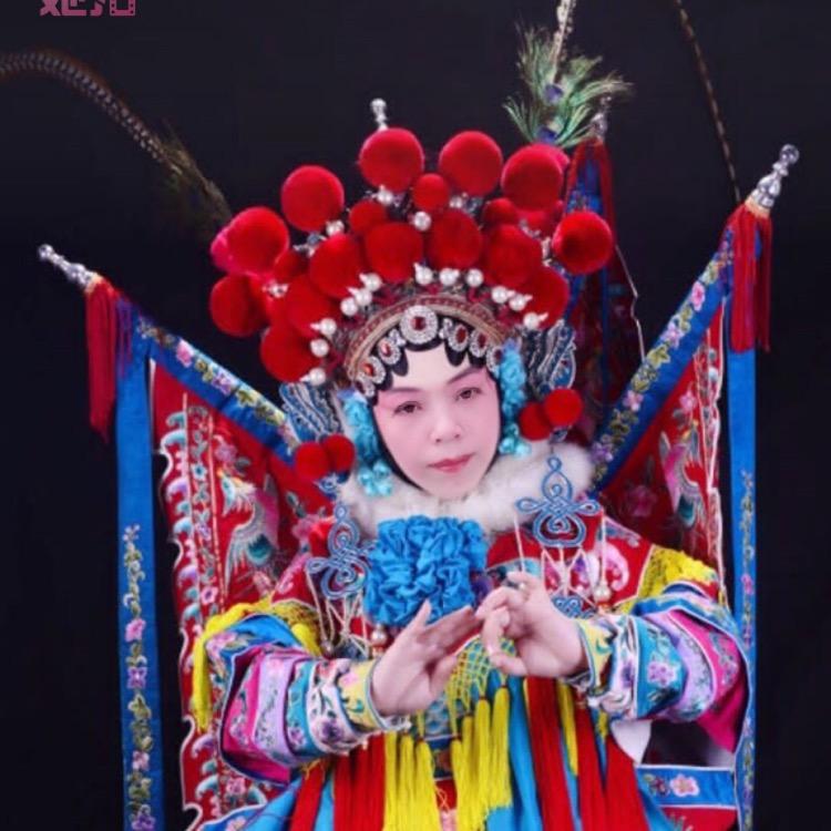 三月桃花雪