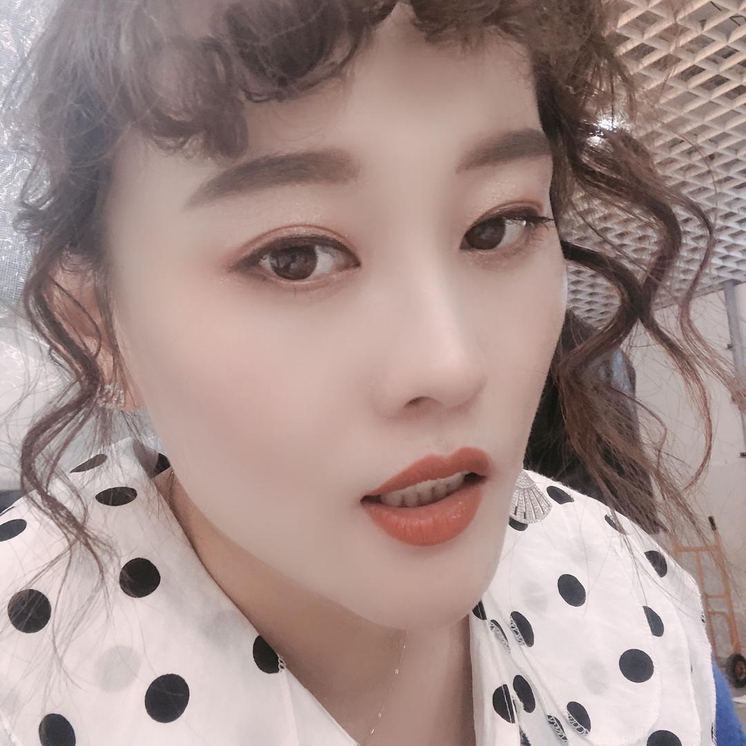 即墨市秀.泡泡糖服装批发店