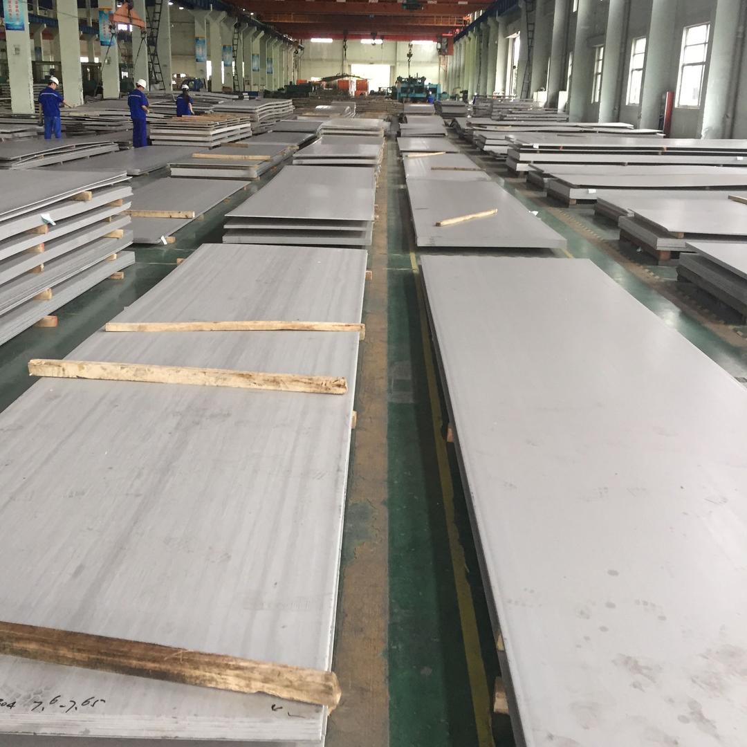 左手卖钢 右手撸铁