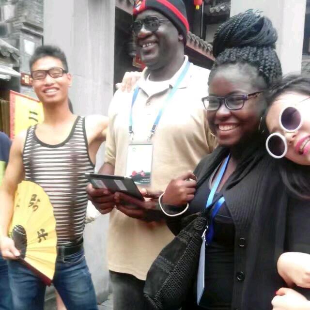 开着货车跑高速