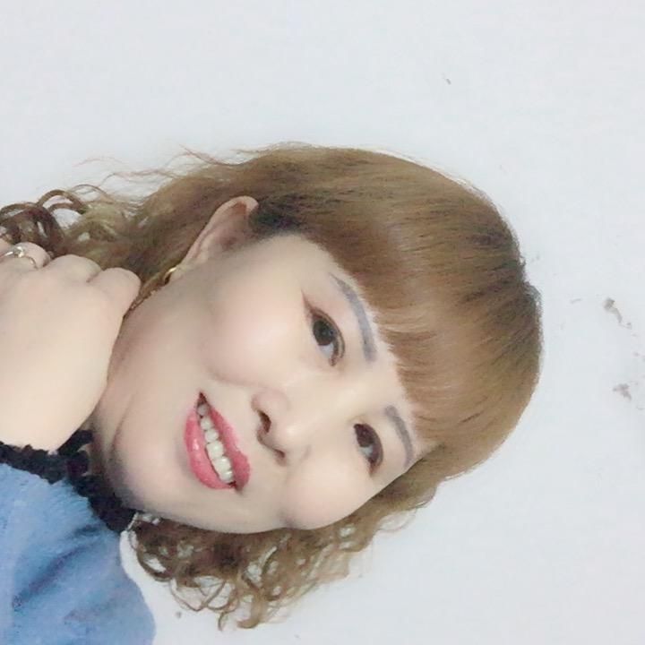 逸仙姐姐（橱窗有好物）