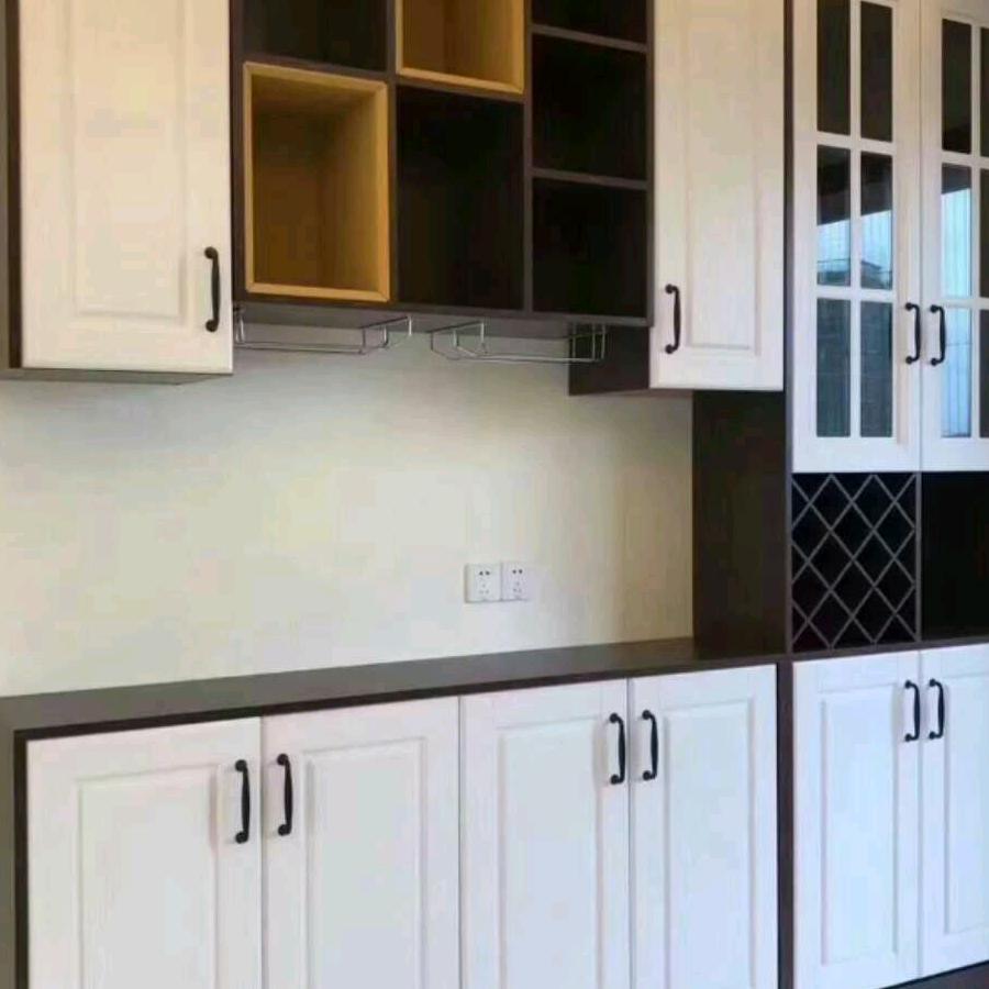 弘彬木门、全屋定制工厂