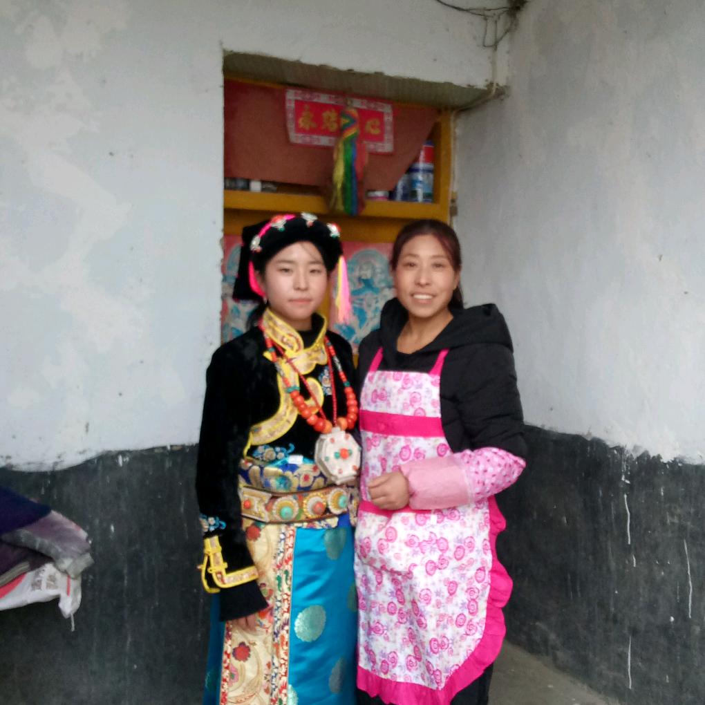 央金拉姆