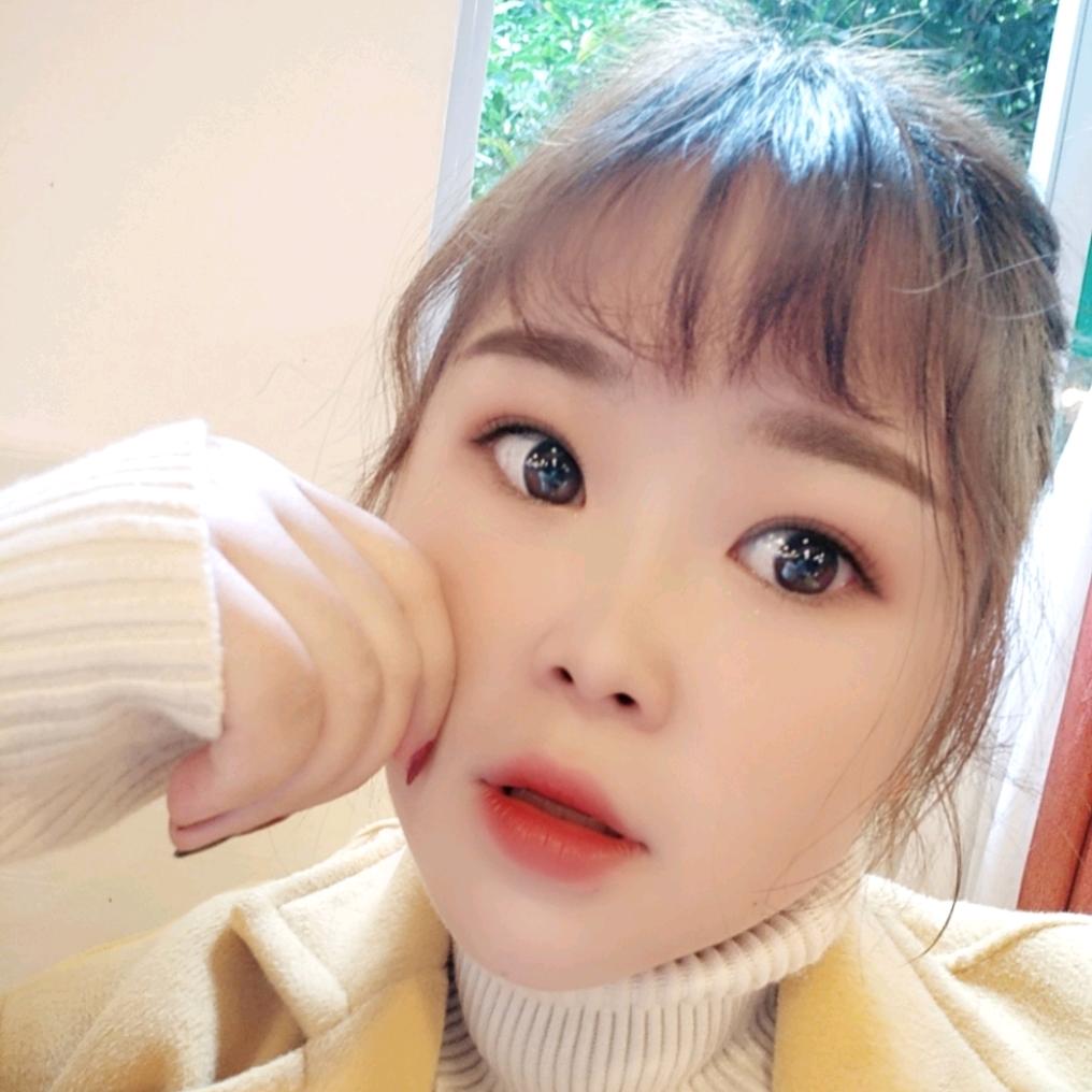 爱吃酸菜鱼的🐟(≧^.^≦)喵~