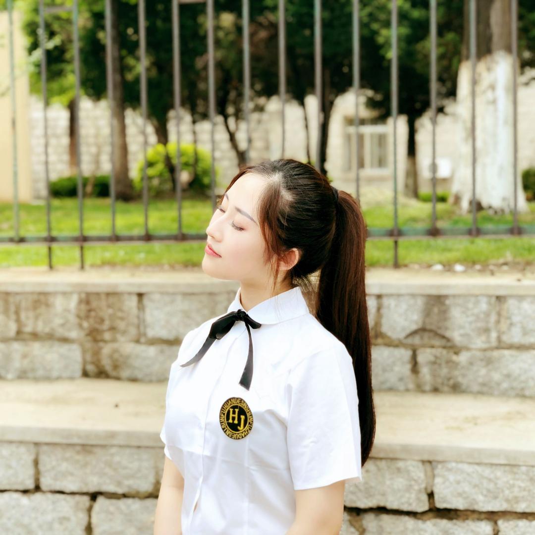 小花朵爱喝酸奶呀🍼