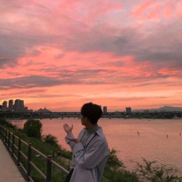 。﹎物是人非丶