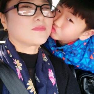 奔跑中的  跳跳