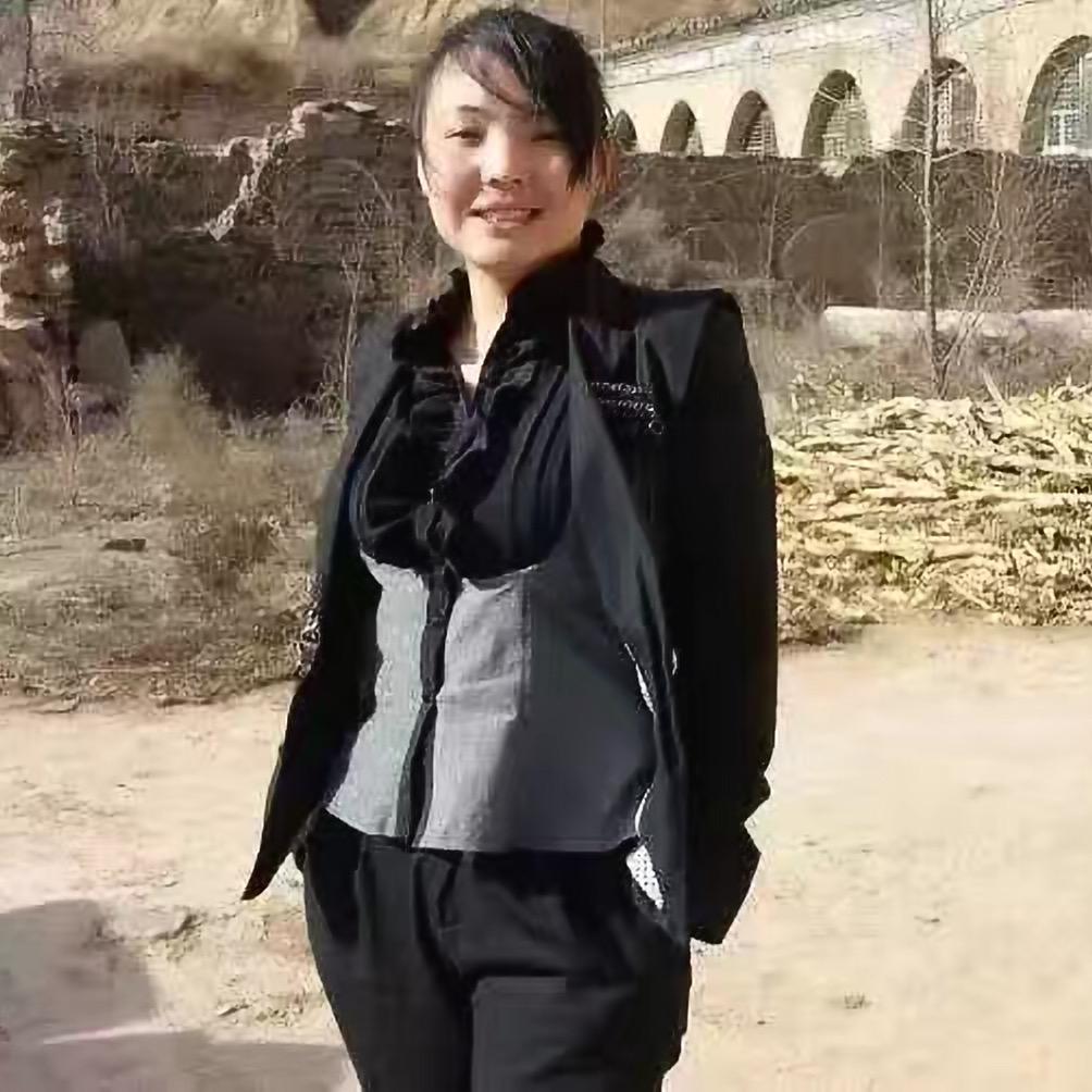 顺辉瓷砖李