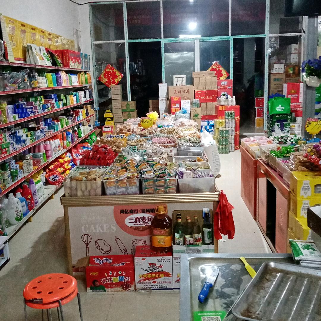 柳树超市厨师出行，叶丙成