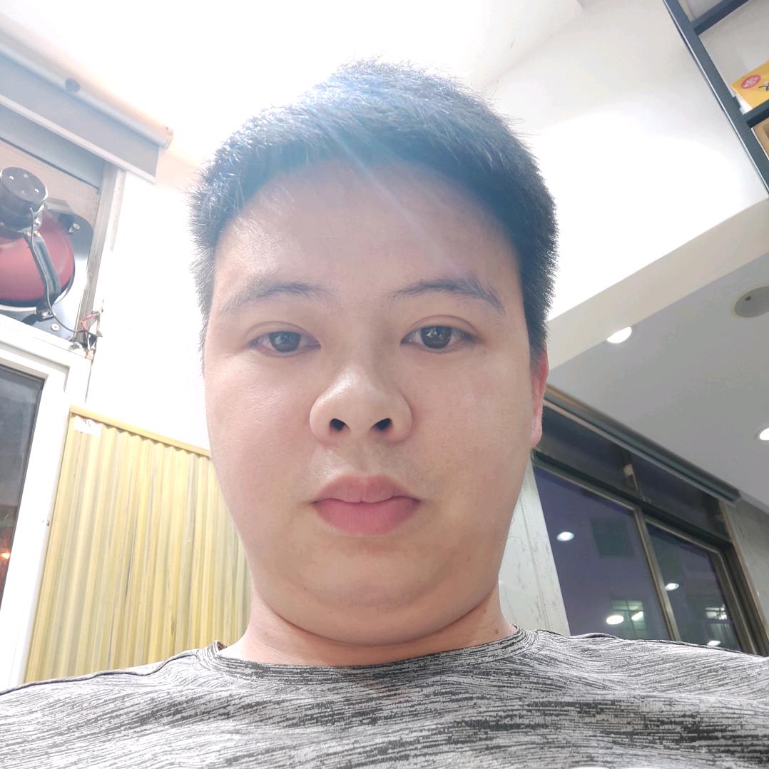 @黄 开心不止一点点