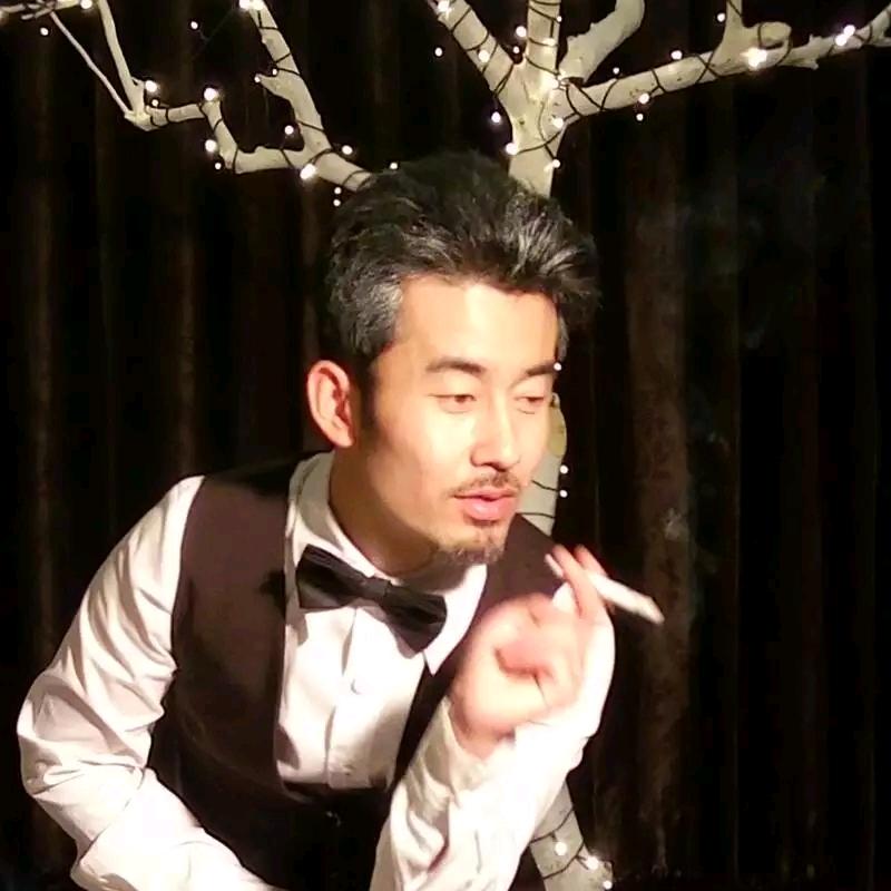 烫发专家禹桐大叔