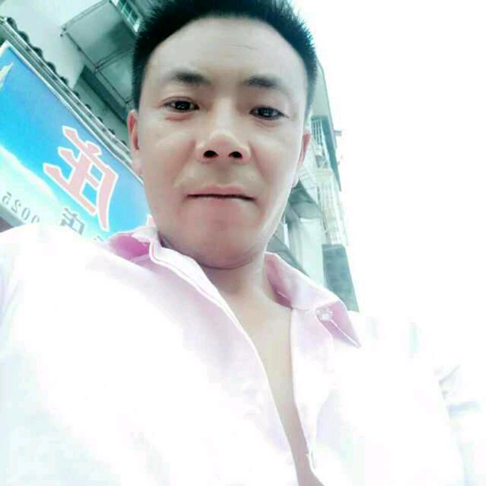 明静哥，在镇远各种，沙石运输行业。