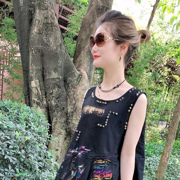 潮衣女装服饰店