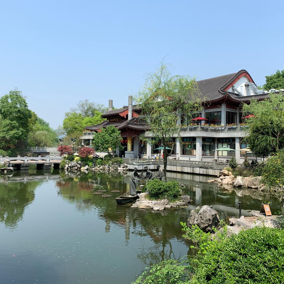 爱运动爱唱歌🎤