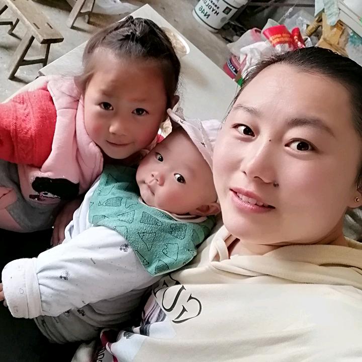 家有三千金