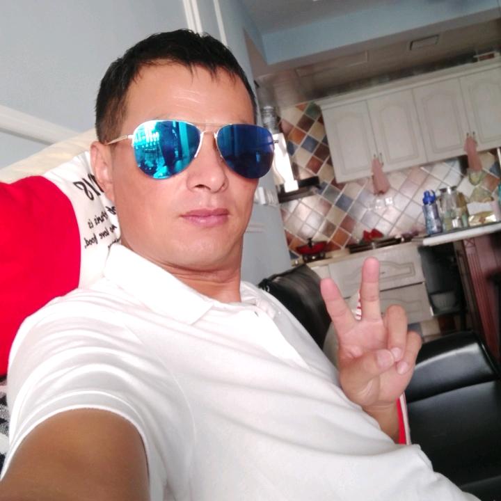 亮亮《首播》晚上，20：20直播