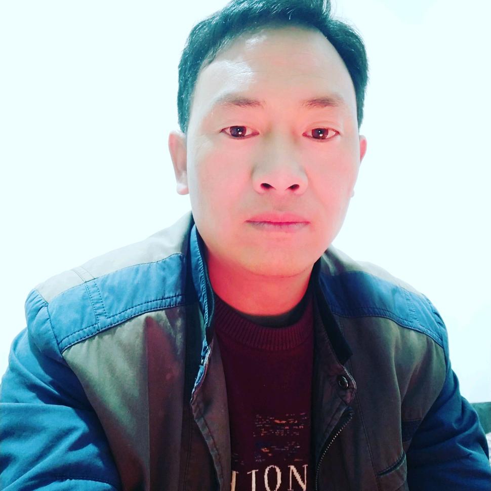 专修自卸车液压顶泵