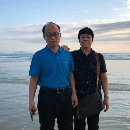 阜阳翰霖苑小区老郭