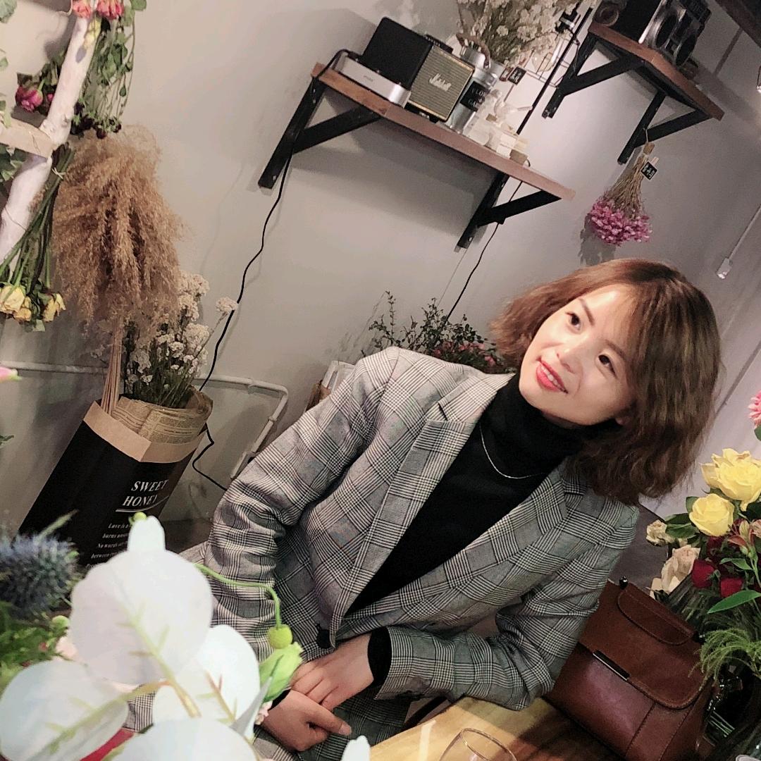 梁小荣