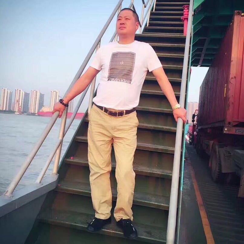 凯凯门业有限公司 ，专业 定做电动门，
