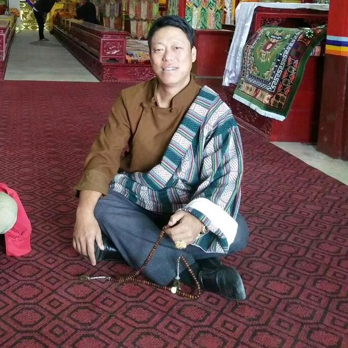 杂多县万宏租赁站，架子管  扣件 脚手架