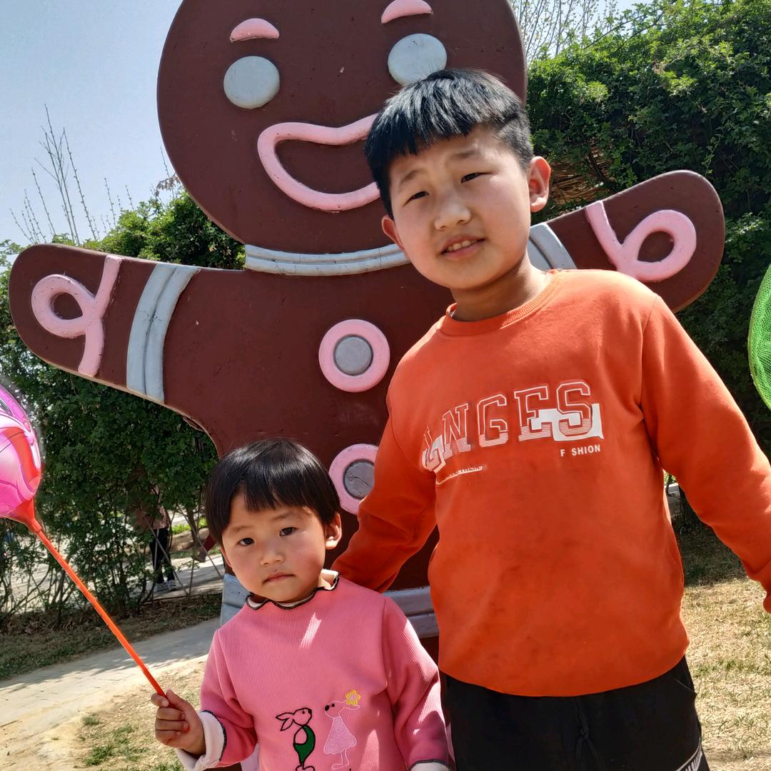 磕着瓜子看人生