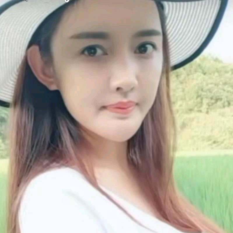 罗贝贝