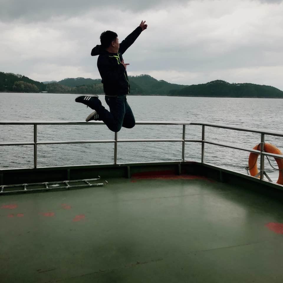 穆梓贸易严选铺子