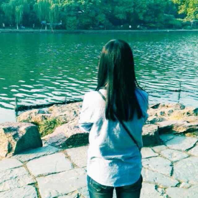 穆慕君是火星人