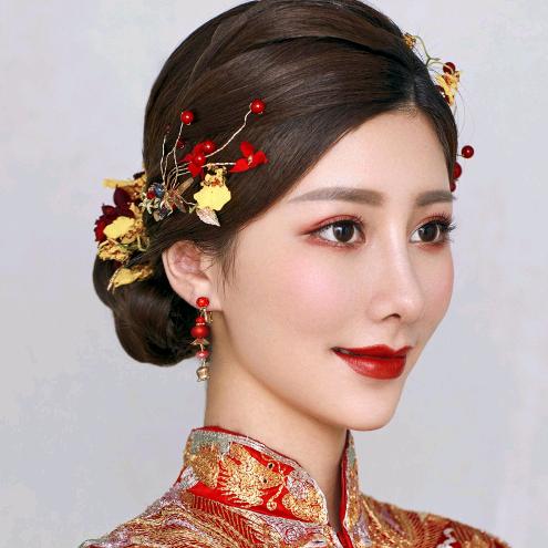 坟台巴黎之恋婚纱礼服馆化妆师阿丽