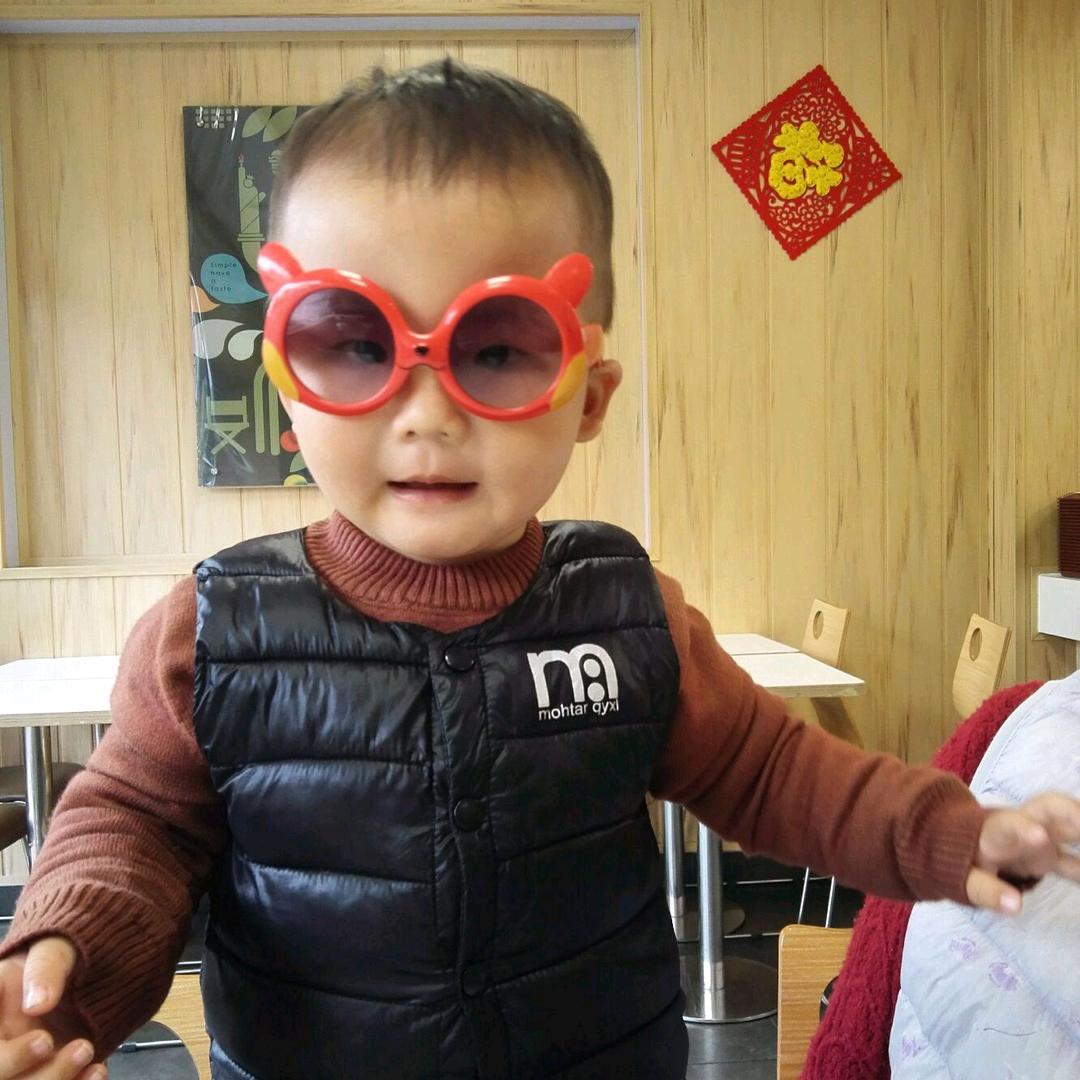 亲亲我的小宝贝