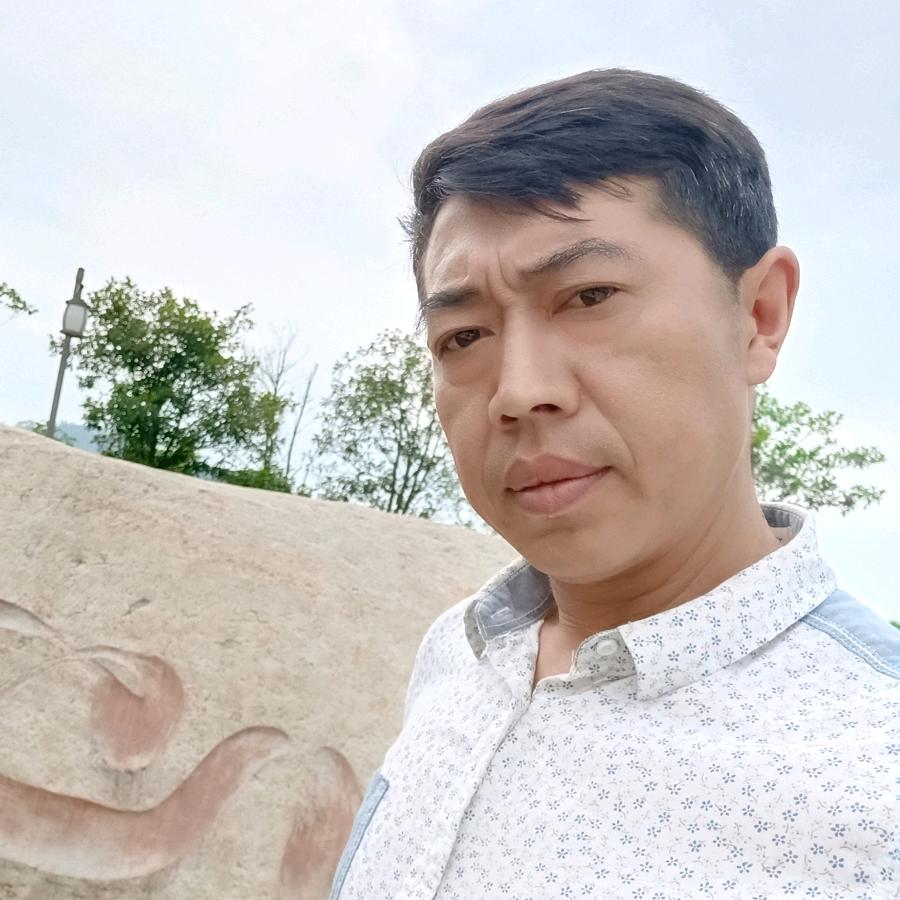 说爱你有点烫嘴