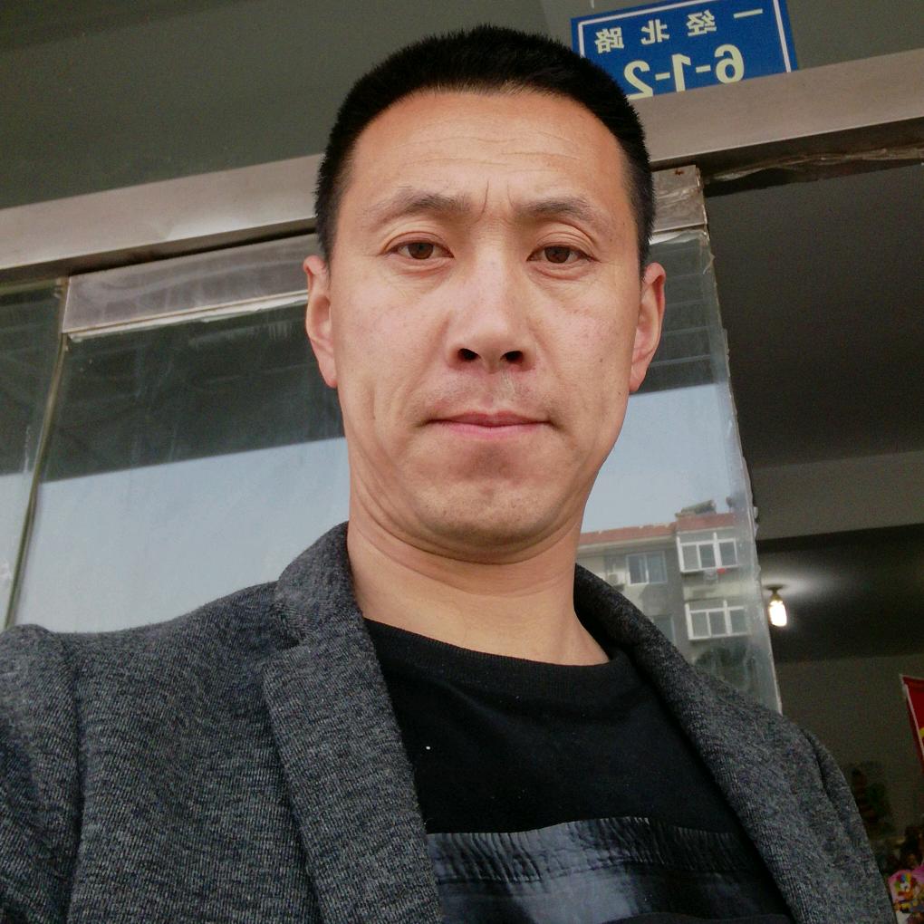 丹东李四