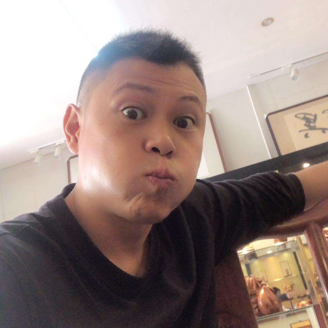 哈哈小哥