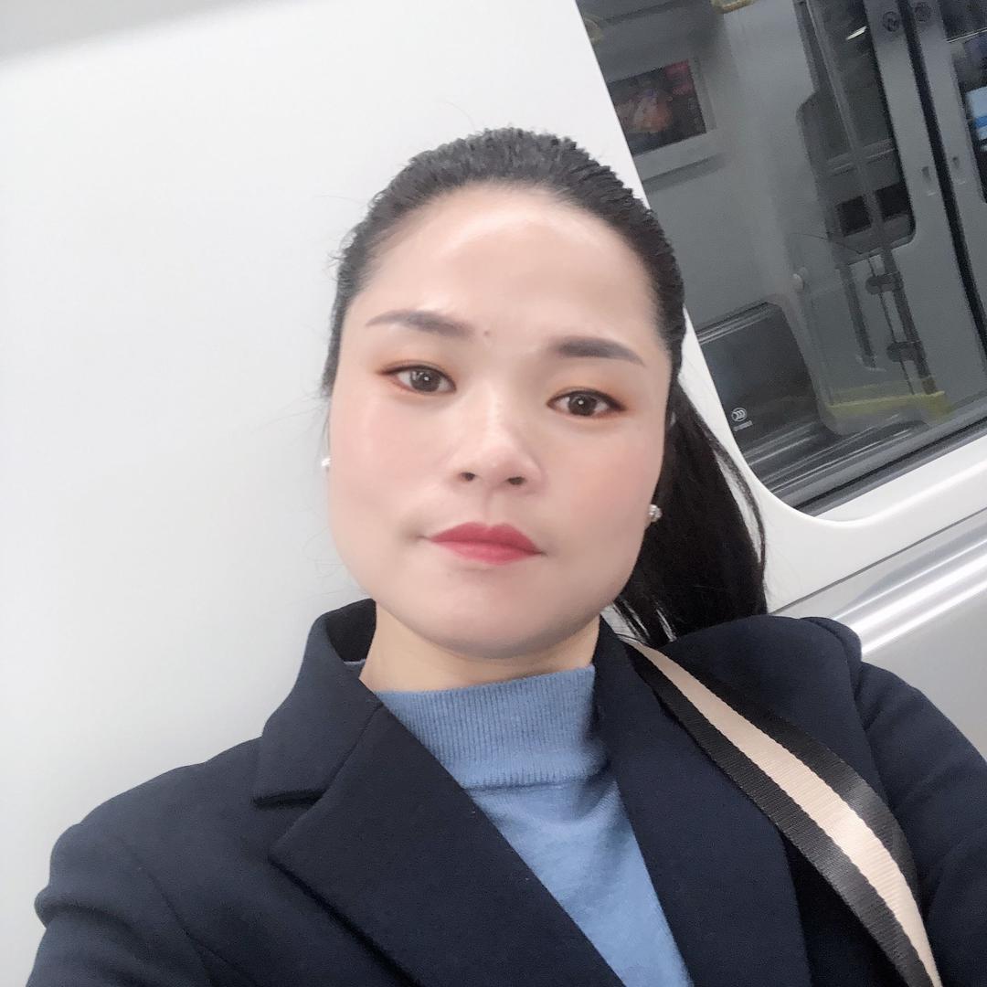 李玲