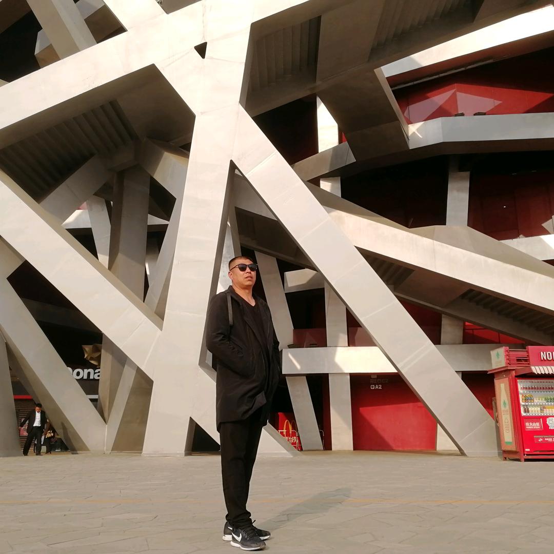 峰哥出售黄沙水泥